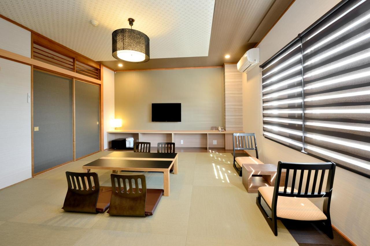 Hotel Lake Side Tsukuba Buitenkant foto