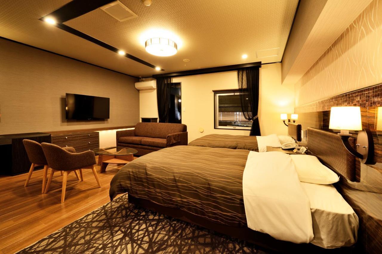 Hotel Lake Side Tsukuba Buitenkant foto